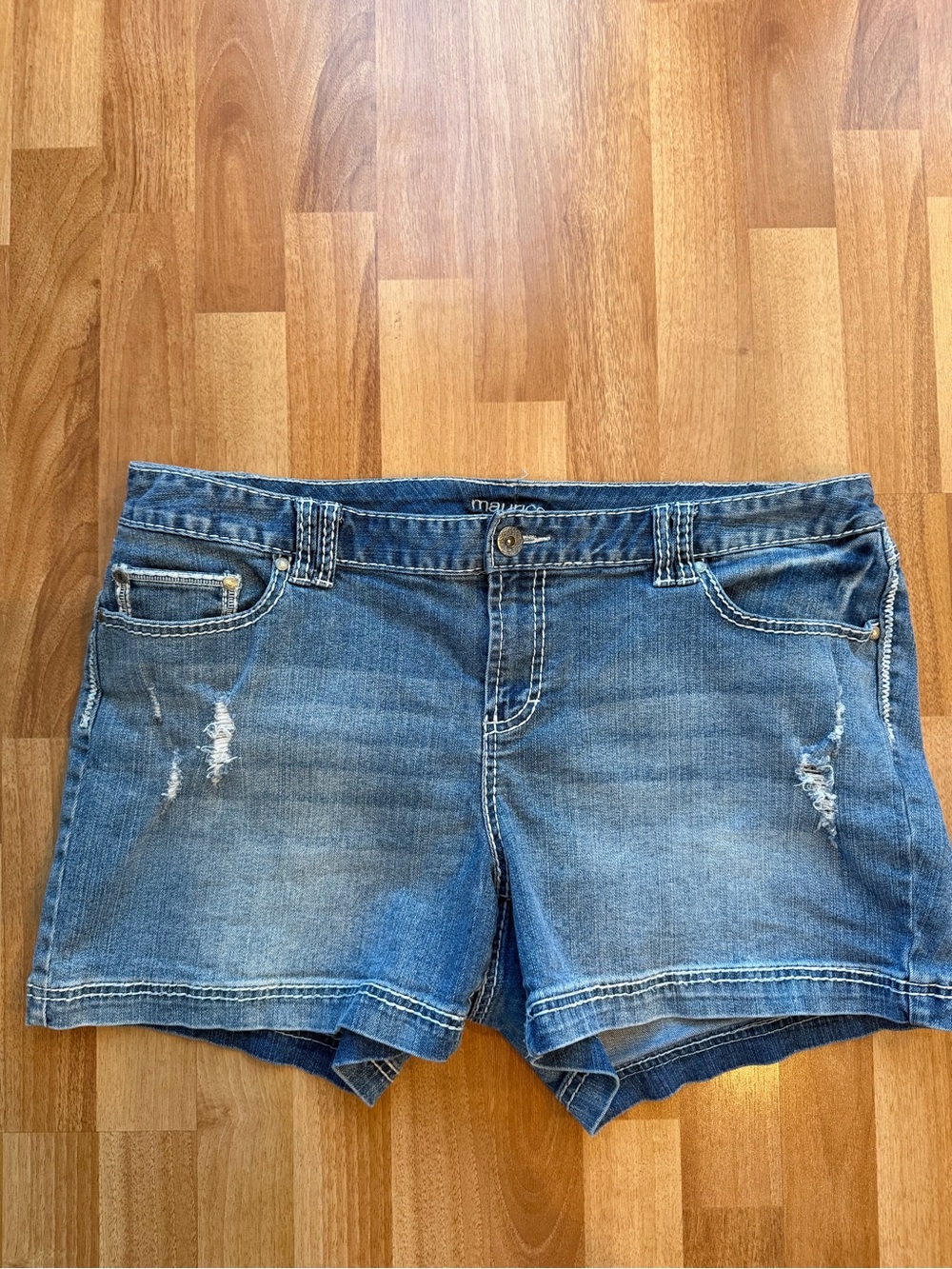 Maurices Women’s Denim Shorts Size 20